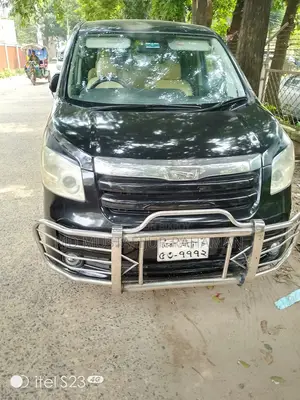 Toyota Noah 2008 Black