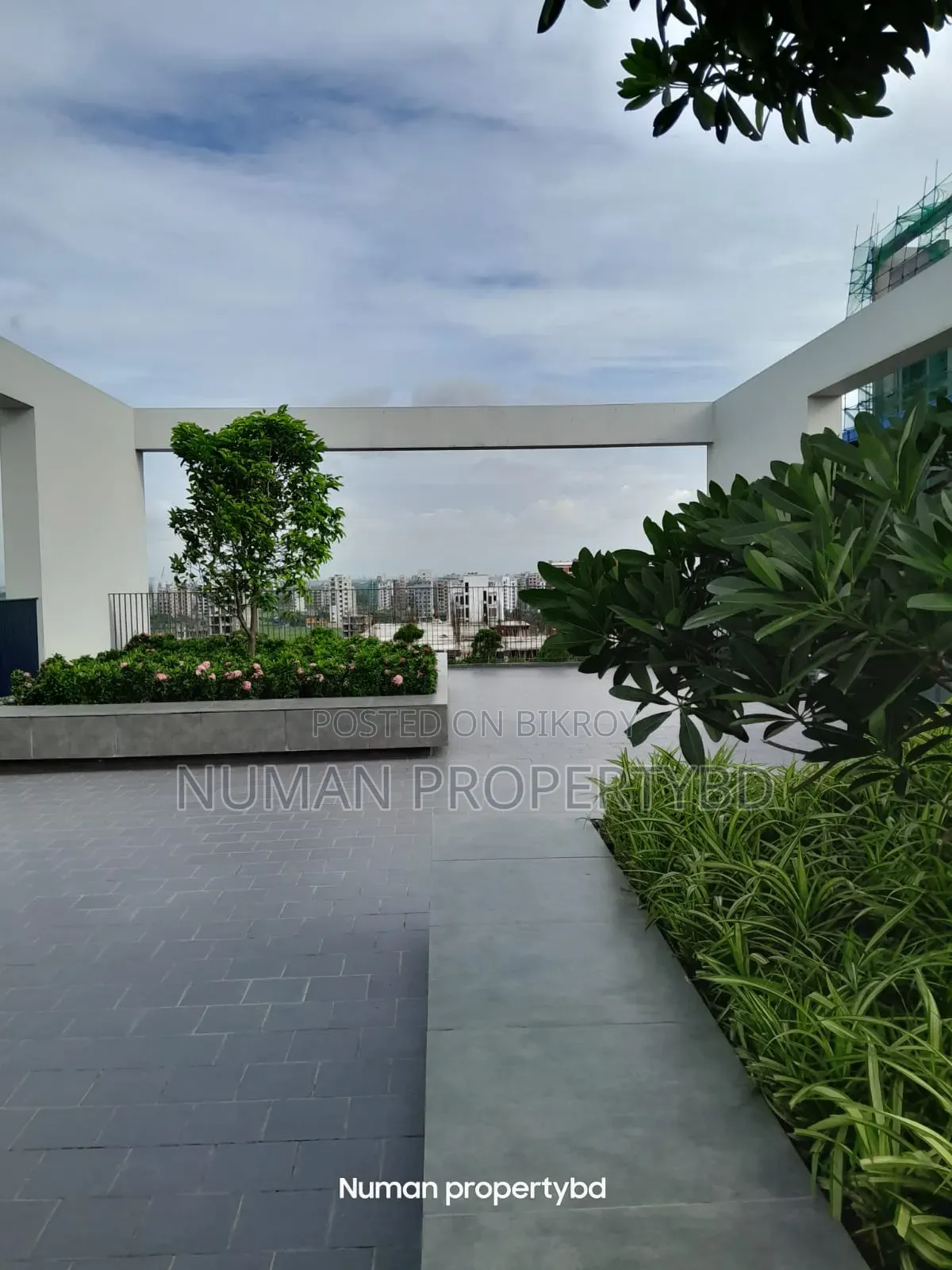 3-bedroom Apartment in Numan Property Bd, Basundhara for Rent