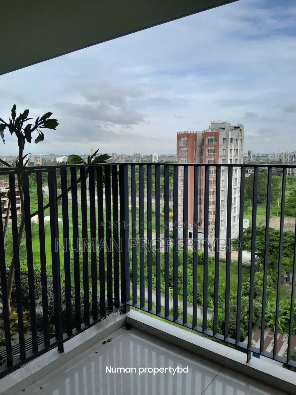 3-bedroom Apartment in Numan Property Bd, Basundhara for Rent
