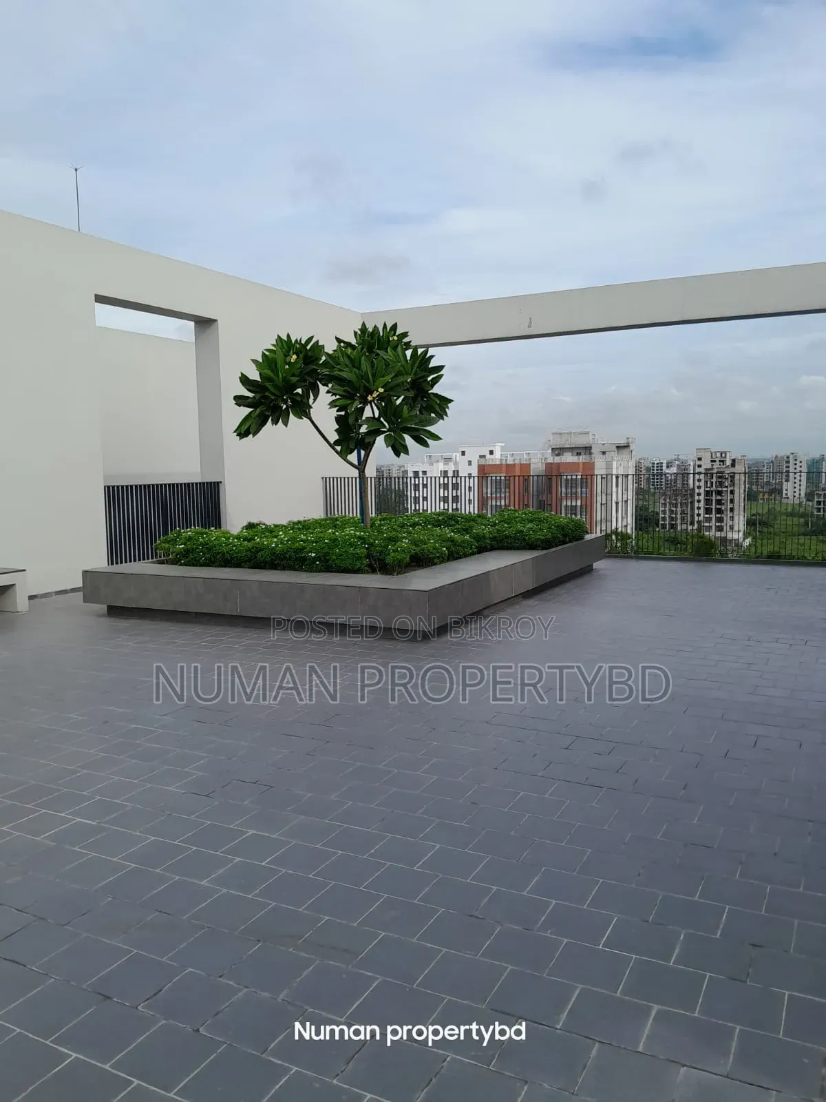 3-bedroom Apartment in Numan Property Bd, Basundhara for Rent