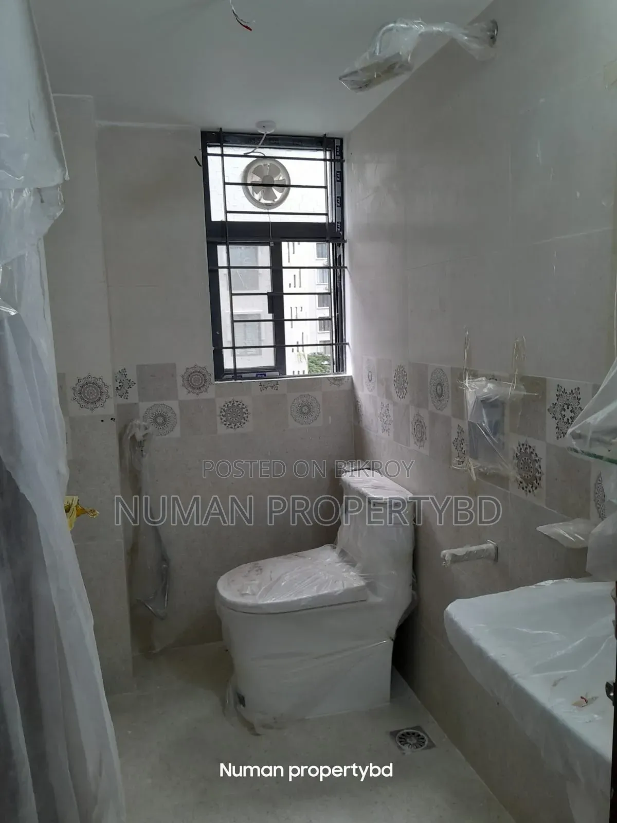 3-bedroom Apartment in Numan Property Bd, Basundhara for Rent