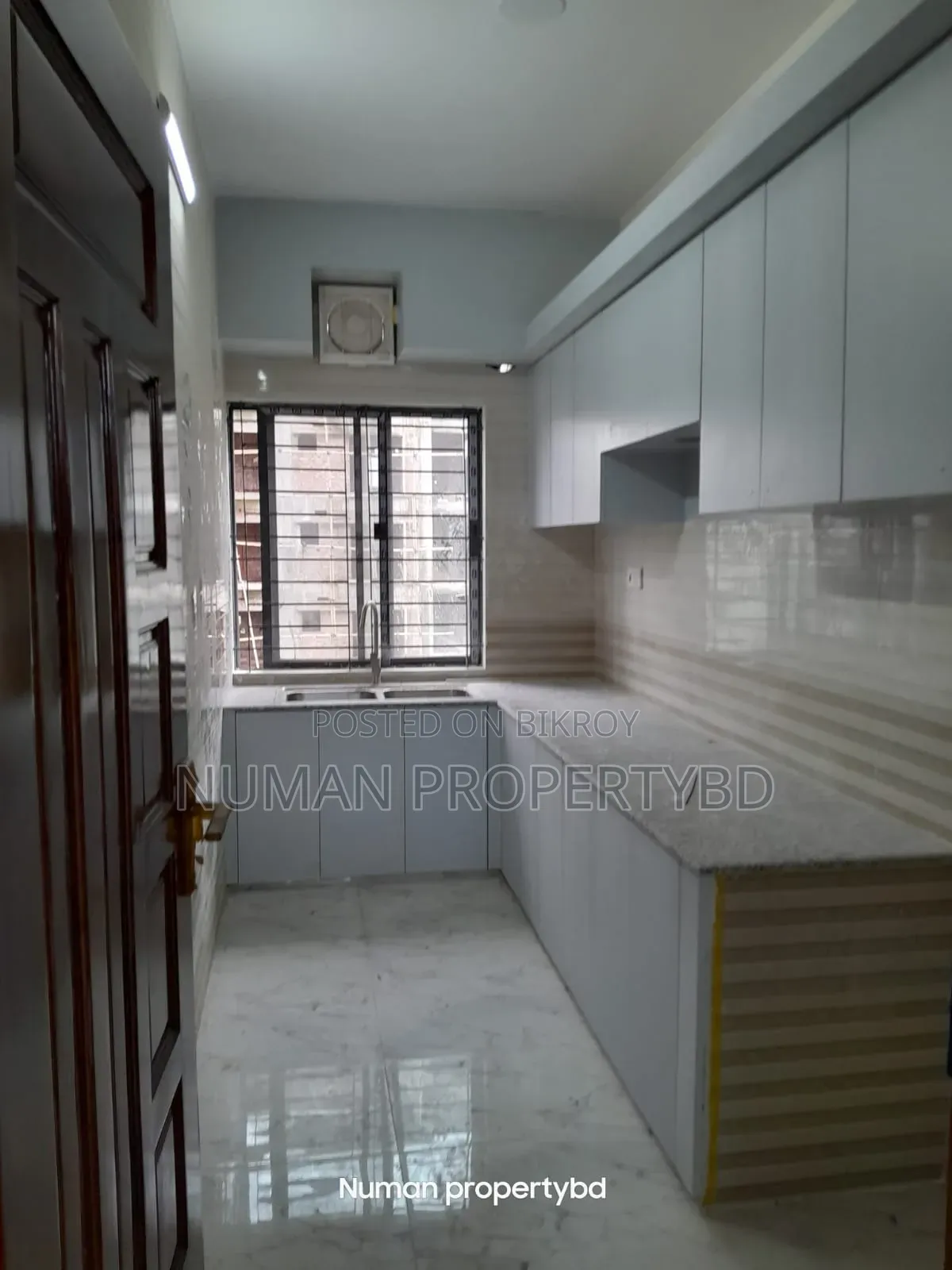 3-bedroom Apartment in Numan Property Bd, Basundhara for Rent