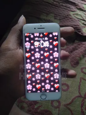 অ্যাপল আইফোন ৮ ৬৪ জিবি সাদা