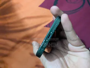 Apple iPhone 13 128 GB Green
