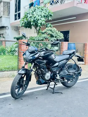 Hero Xtreme 125R 2025 Black