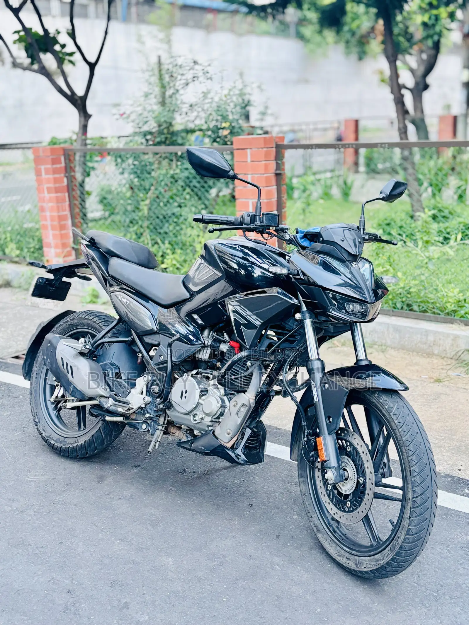 Hero Xtreme 125R 2025 Black