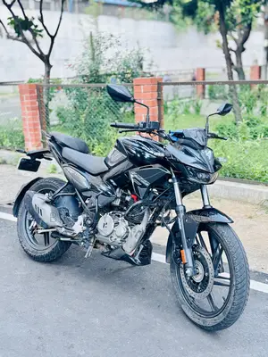 Hero Xtreme 125R 2025 Black
