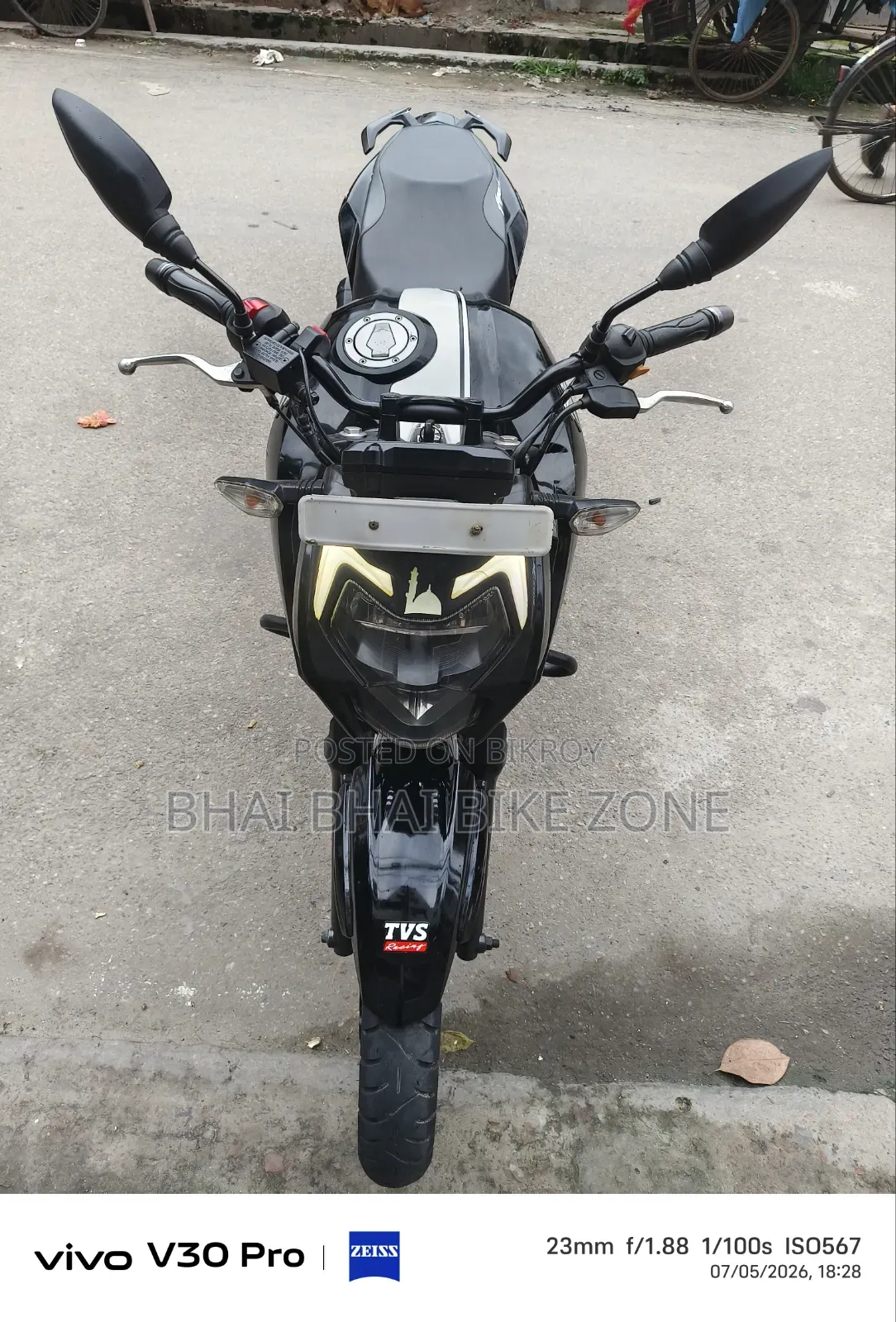 New TVS Apache 160 4V 2024 Black