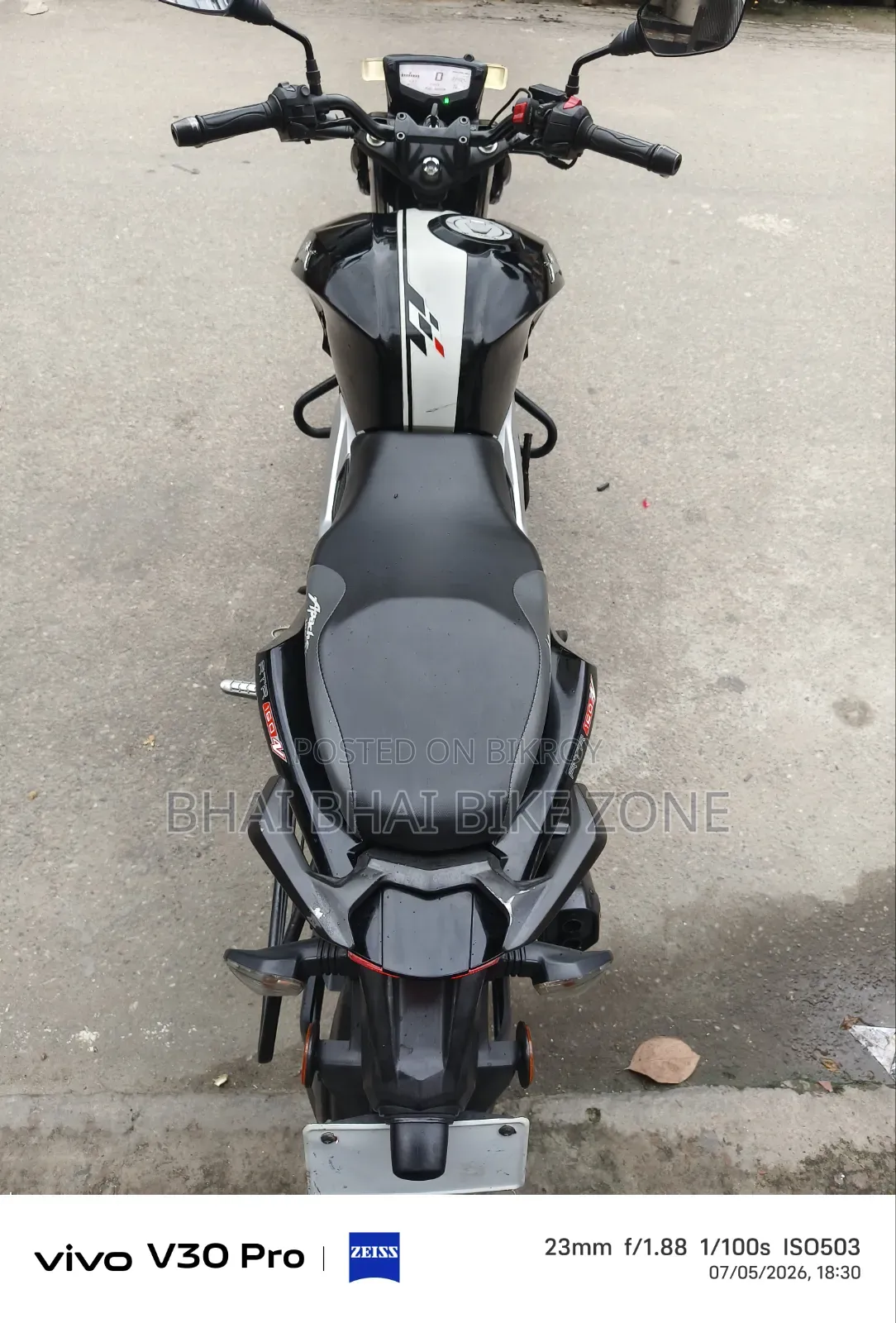 New TVS Apache 160 4V 2024 Black