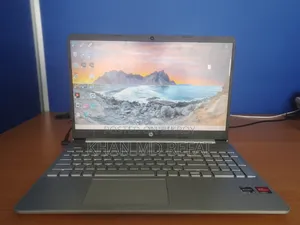 Laptop HP 15s 16GB AMD Ryzen 5 SSD 512GB