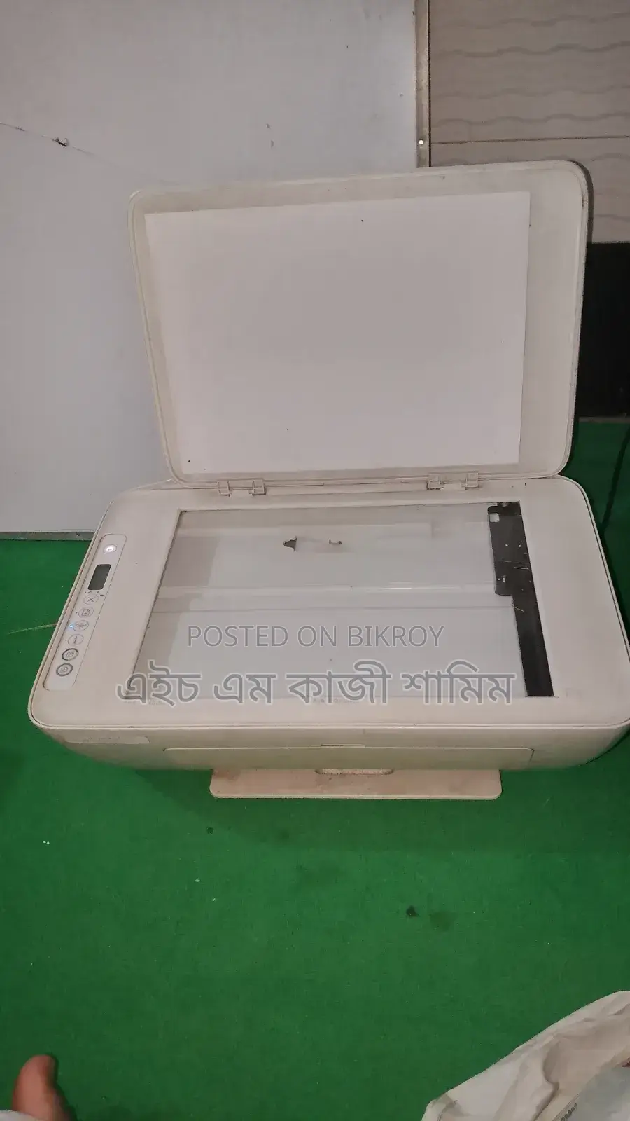 একটি প্রিন্টার বিক্রি করা হবে