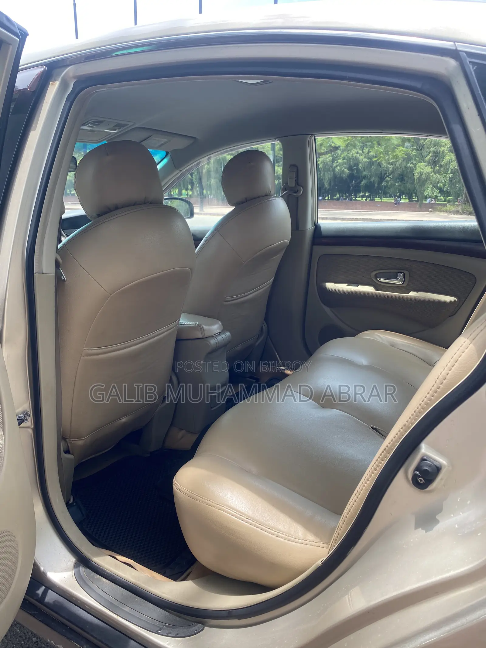 Nissan Bluebird Sylphy 2006 Gold