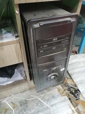 Desktop Computer 2GB Intel Pentium HDD 512GB