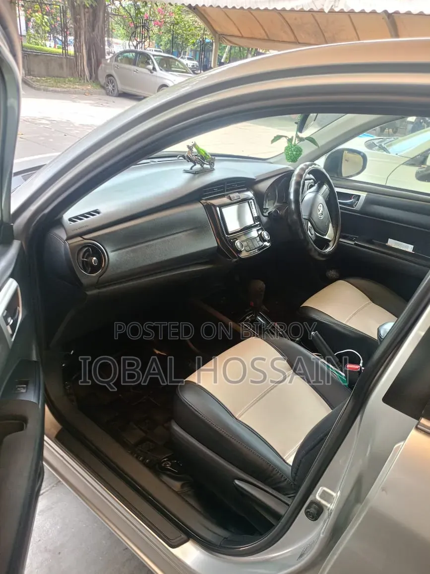 Toyota Axio 2016 Silver