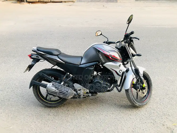 Yamaha FZ 2017 White