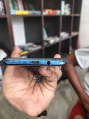 Infinix Hot 10 Play 64 GB Blue