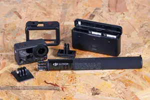 DJI Action 4 Camera With Memory Card (Adventure Combo) & DJI Mic Mini