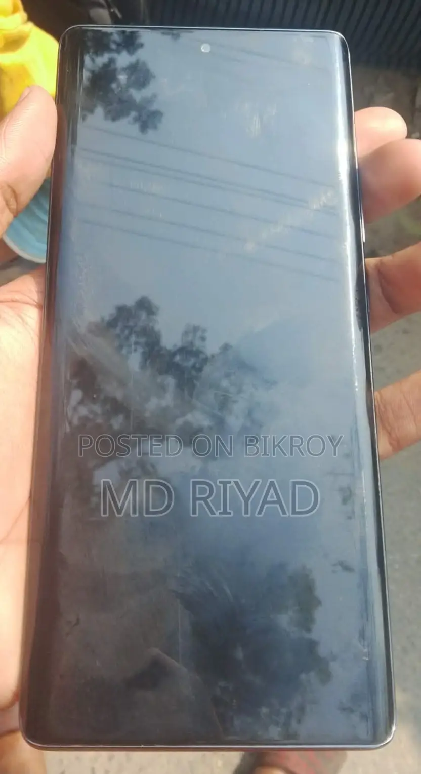 Infinix Hot 50 Pro+ 4G 256 GB Silver