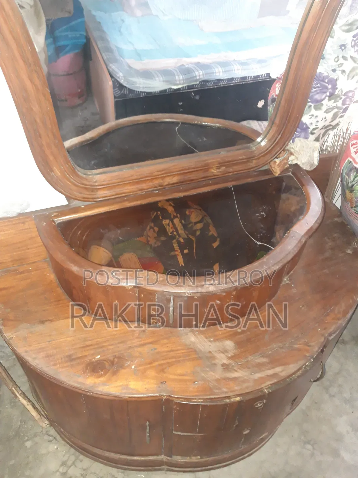 Dressing Table