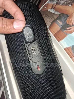 JBL Charge 6