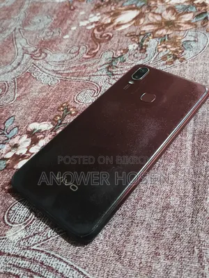 Vivo Y11 32 GB Red