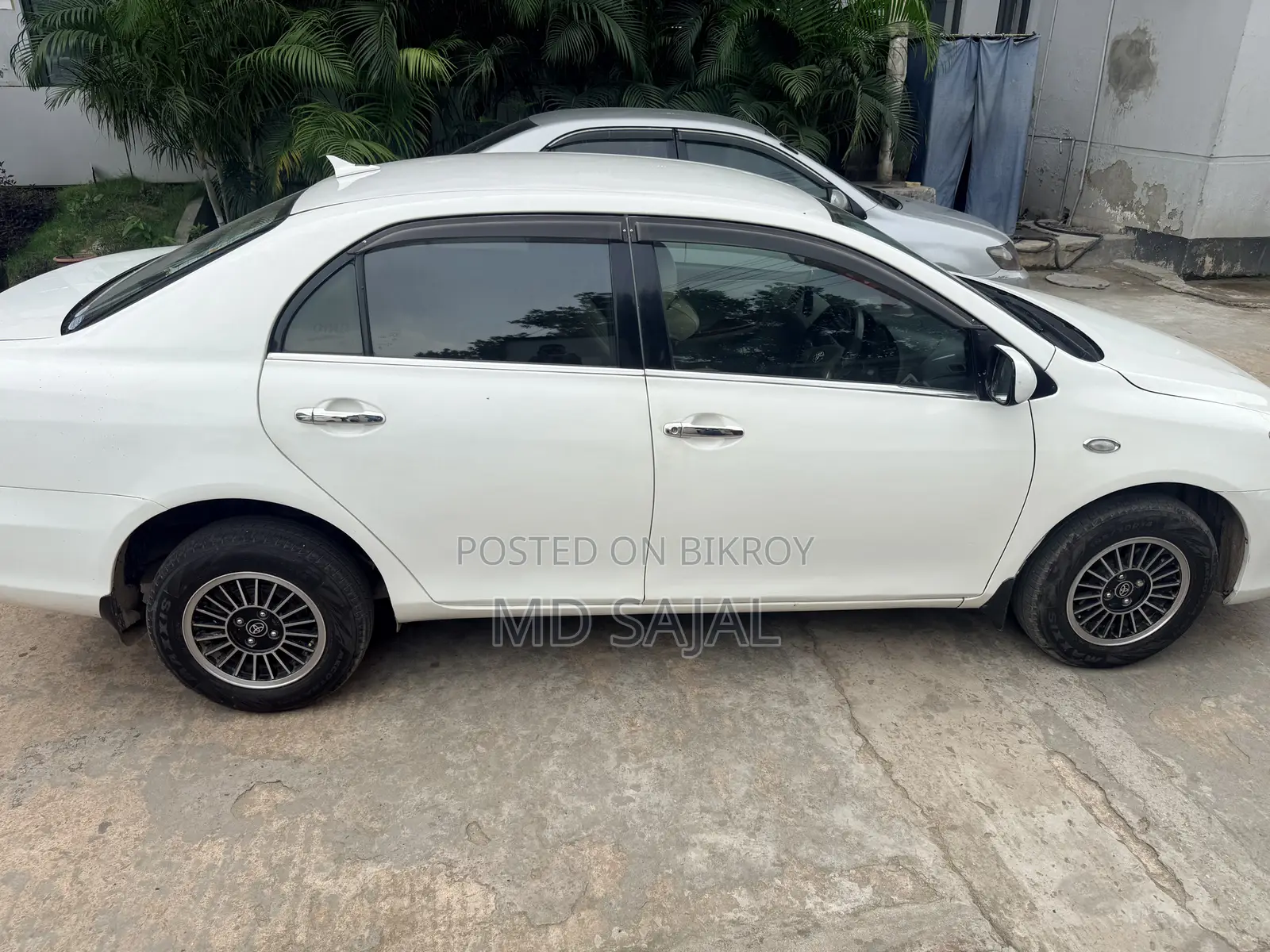 Toyota Axio 2011 White