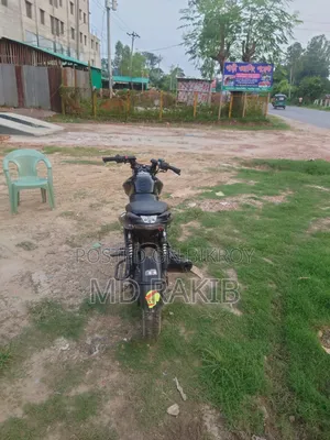 বাজাজ পালসার ১৩৫ এলএস ২০১২ ব্ল্যাক