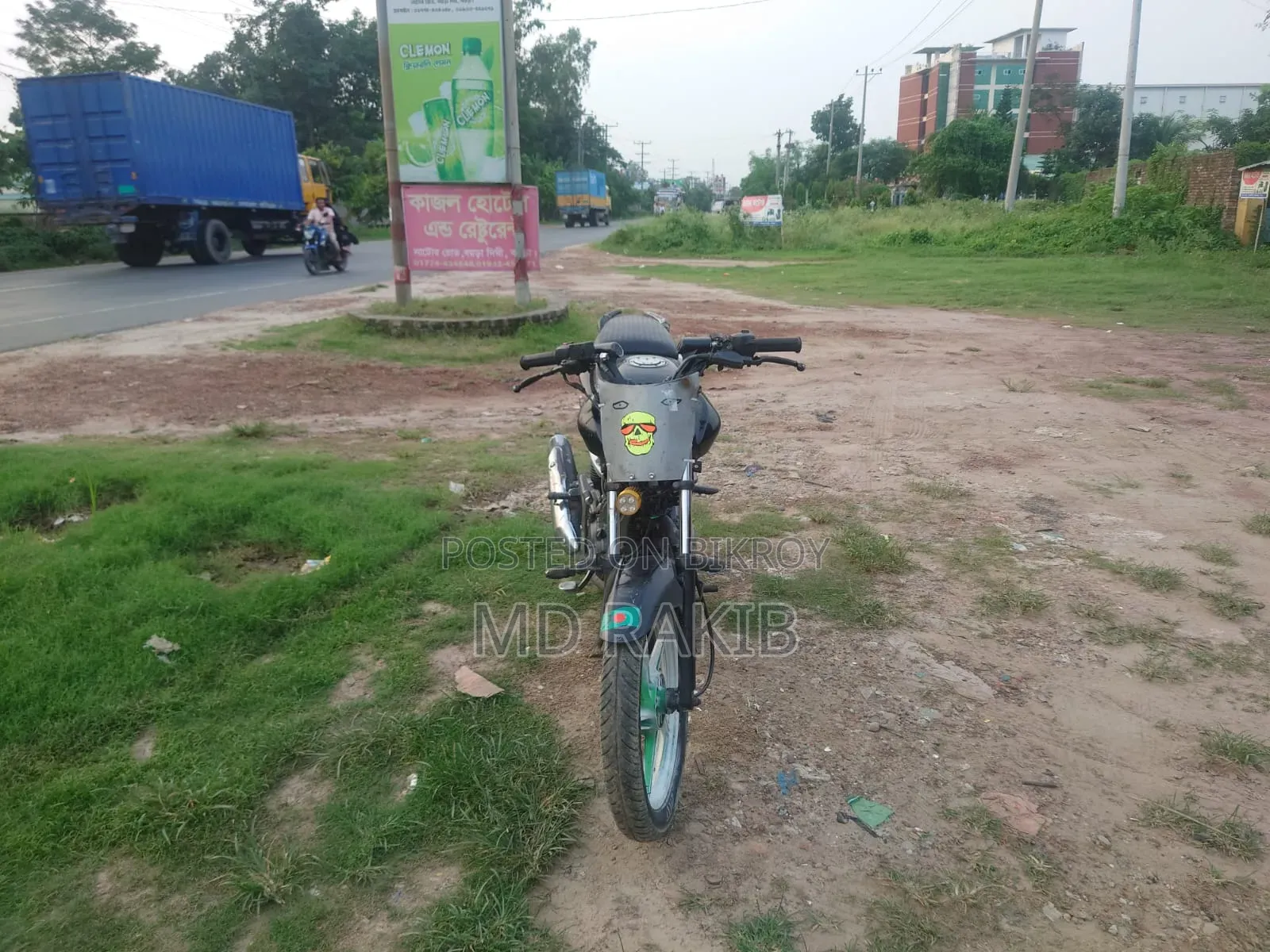 বাজাজ পালসার ১৩৫ এলএস ২০১২ ব্ল্যাক