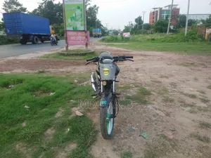 বাজাজ পালসার ১৩৫ এলএস ২০১২ ব্ল্যাক