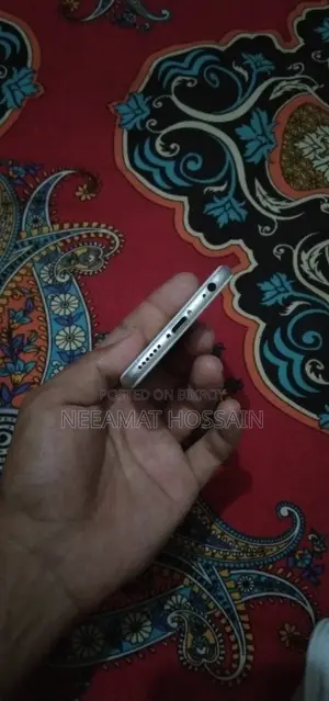 অ্যাপল আইফোন ৬এস ১২৮ জিবি রোজ গোল্ড