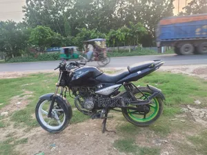 বাজাজ পালসার ১৩৫ এলএস ২০১২ ব্ল্যাক