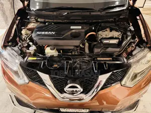Nissan X-Trail 2.0 Hybrid FWD 2016