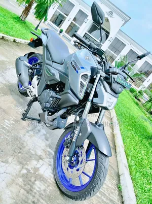 Yamaha FZ 2025 Silver
