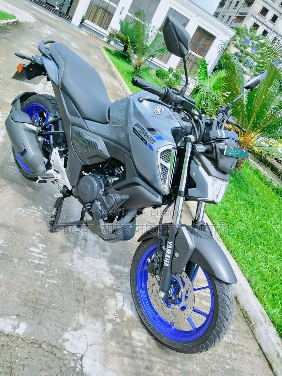Yamaha FZ 2025 Silver