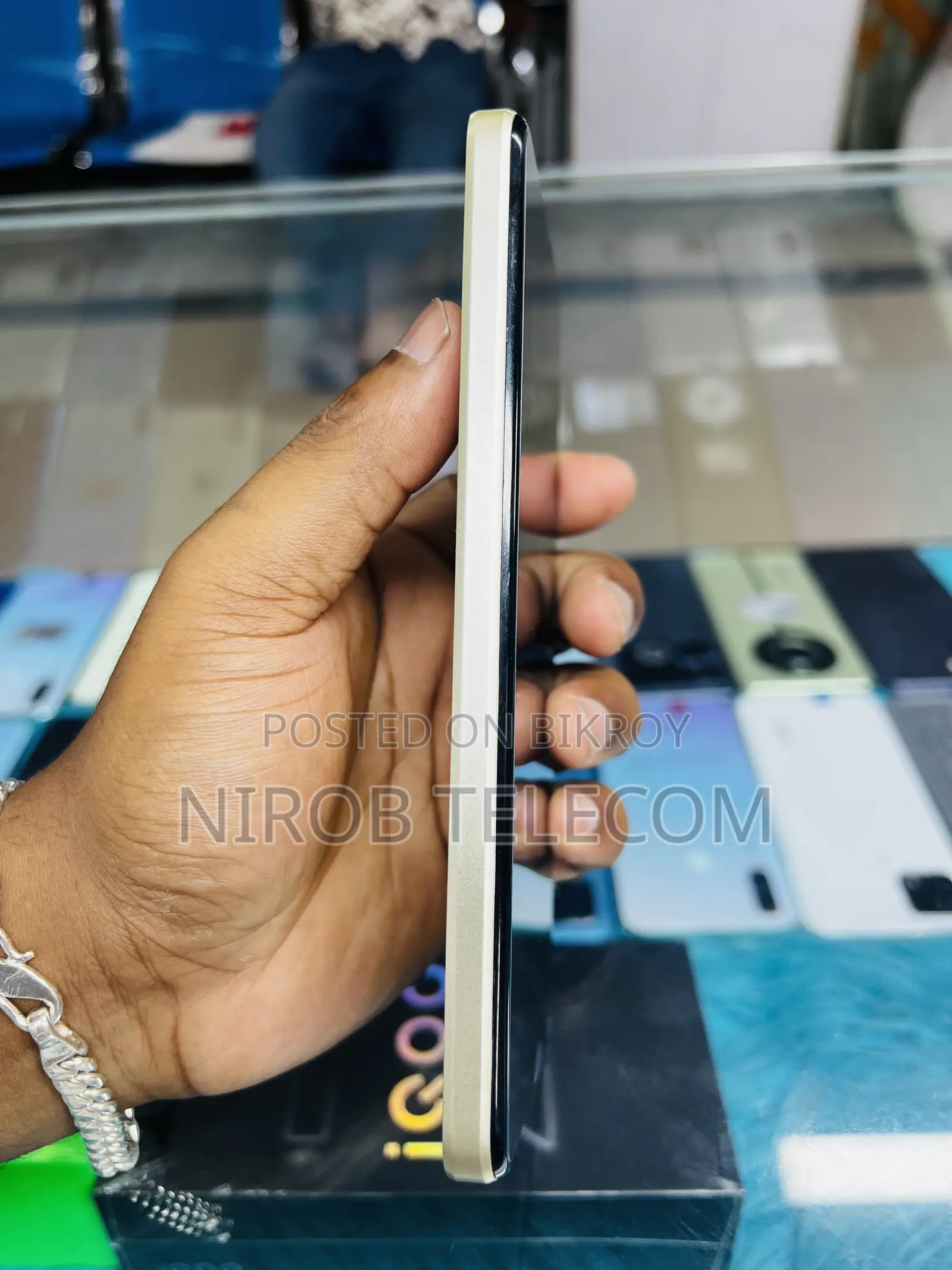 Vivo V40 Lite 256 GB