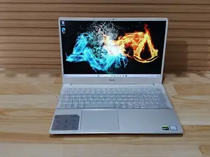 Laptop Dell 4GB Intel SSD 500GB
