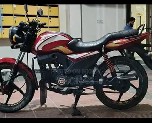Mahindra Duro 2015 Red