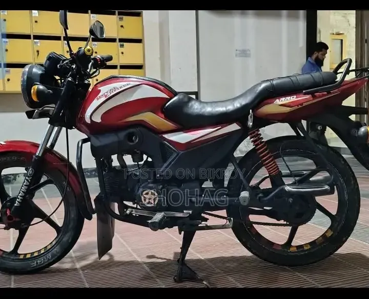 Mahindra Duro 2015 Red