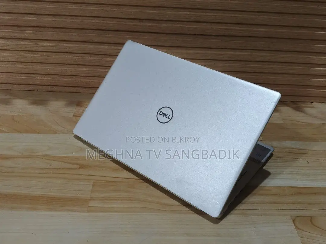 Laptop Dell 4GB Intel SSD 500GB
