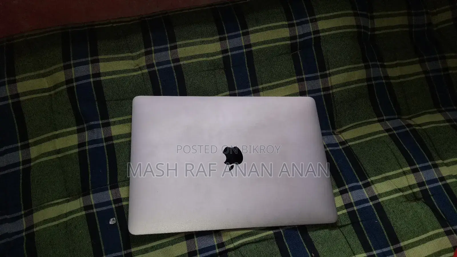 ল্যাপটপ অ্যাপল ম্যাকবুক প্রো ২০১৭ ৮জিবি ইন্টেল কোর আই৫ এইচসিসি ৫১২জিবি