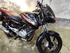 Bajaj Pulsar 150 2015 Black