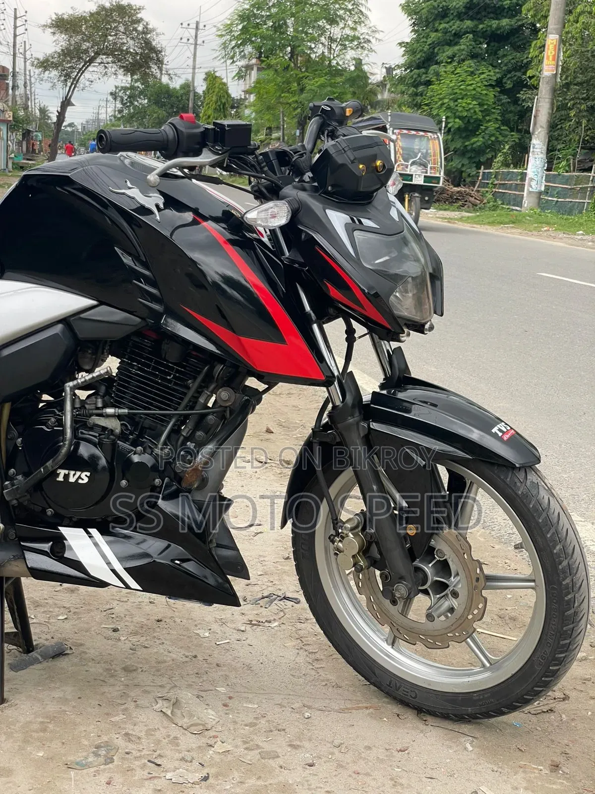 TVS Apache RTR 160 4V 2024 Black