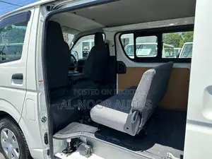 Toyota HiAce 2021 White