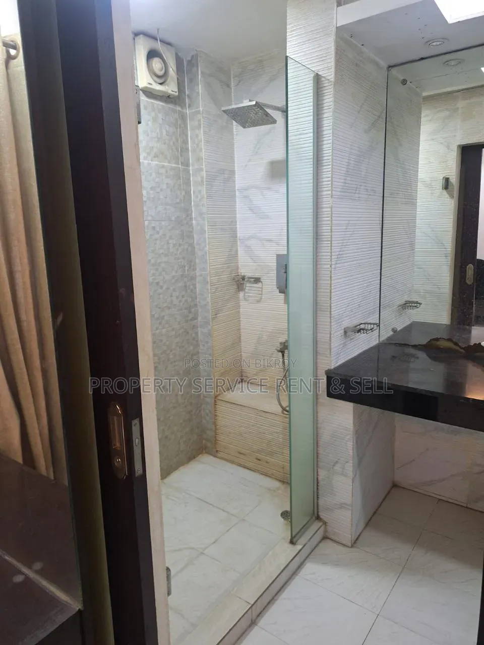 Furnished 4-bedroom Apartment in Gulshan for rent