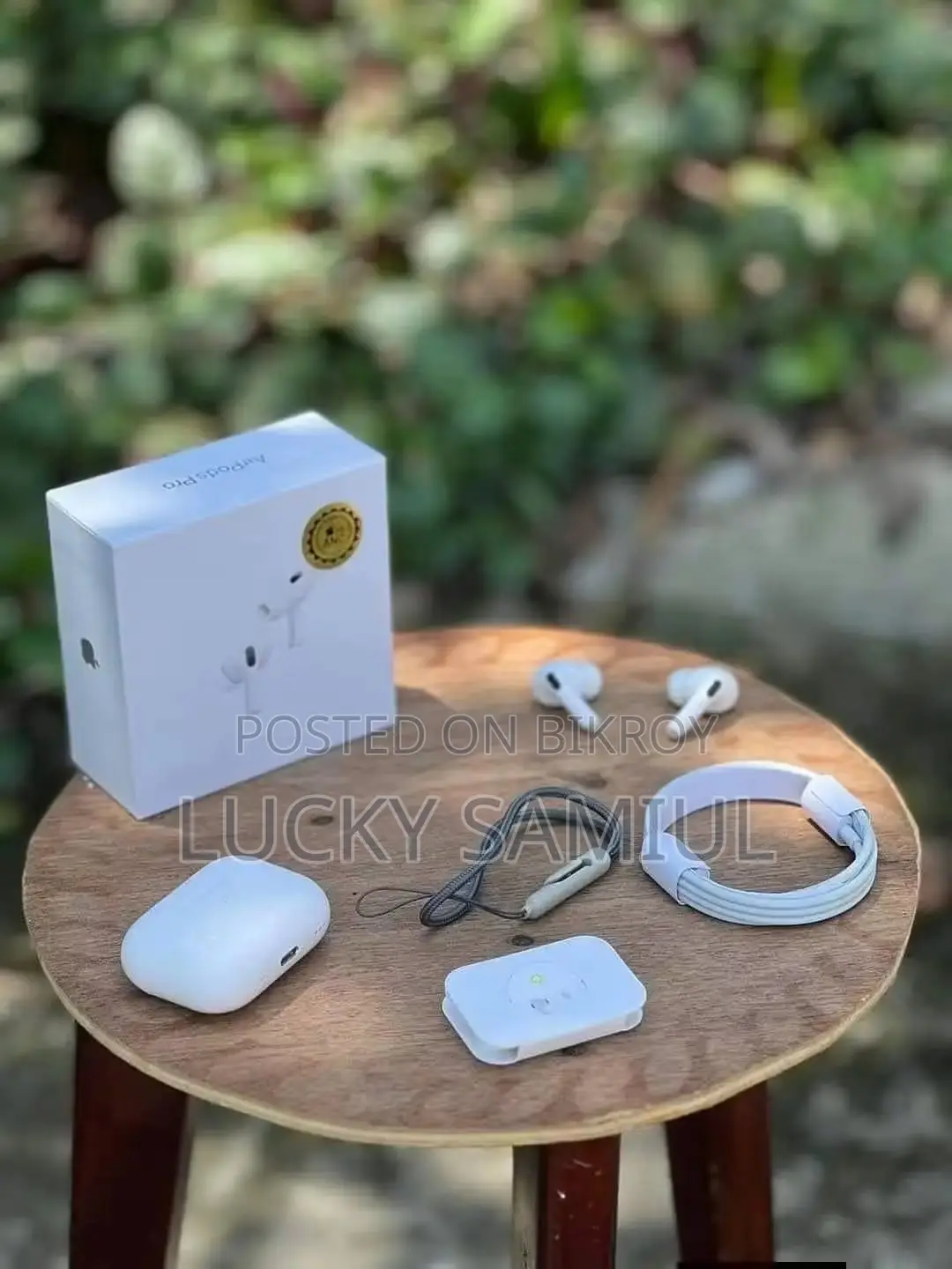 অ্যাপল এয়ারপডস প্রো ২য় জেনারেশন