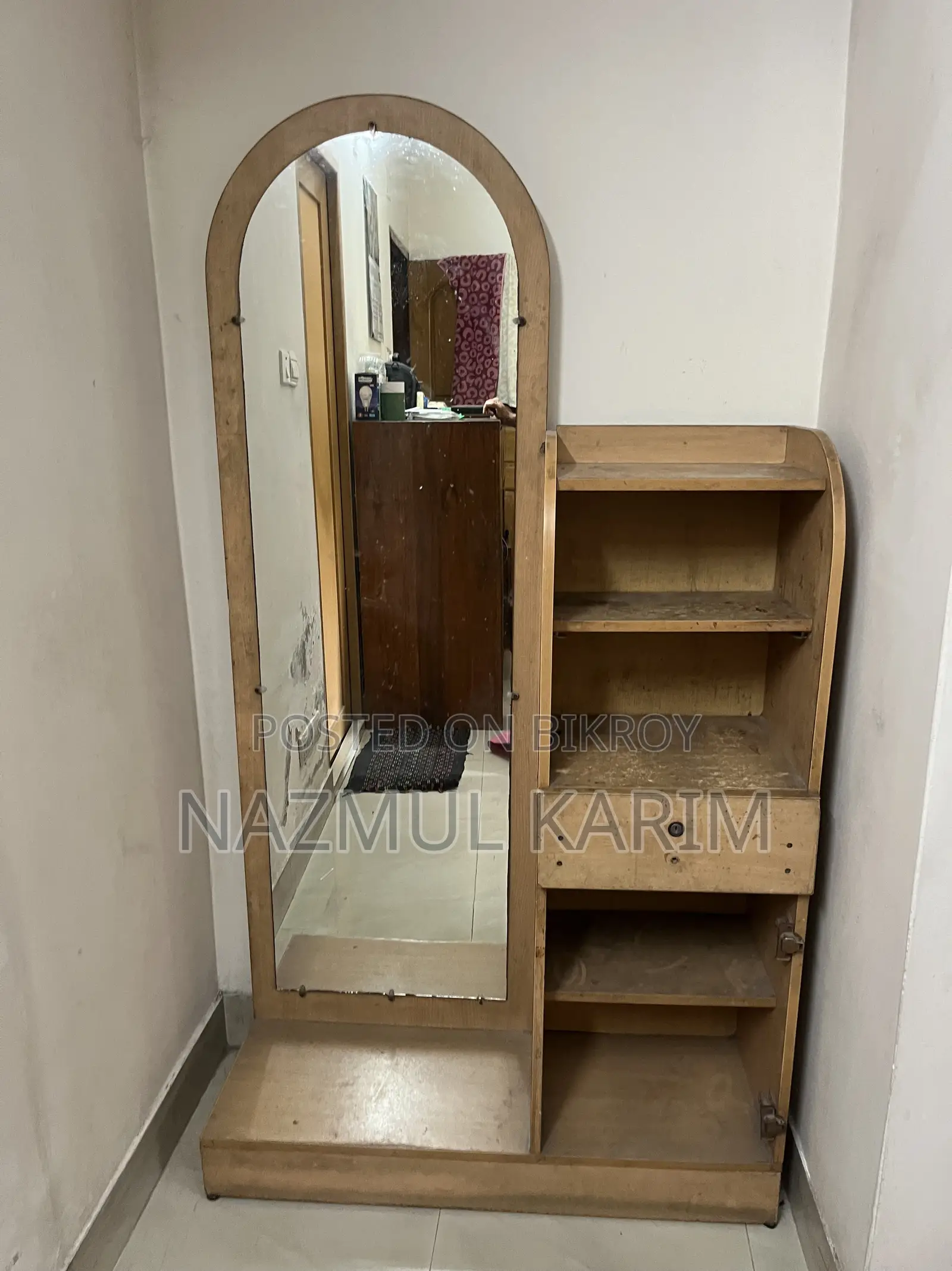 Dressing Table (Otobi)