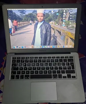 Laptop Apple MacBook 2015 8GB Intel Core i5 eMMC 500GB