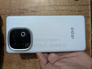 iQOO 256 GB White