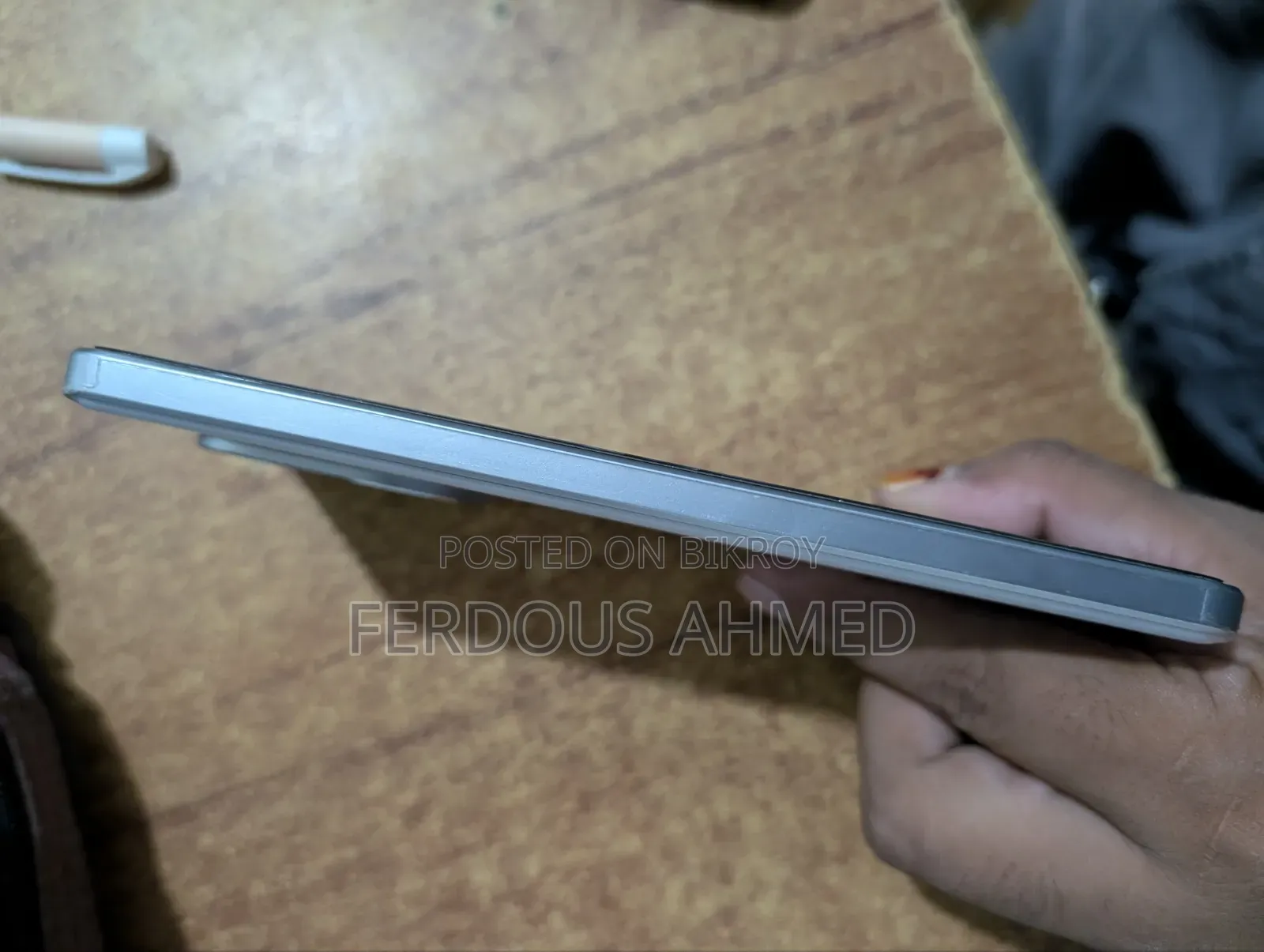 iQOO 256 GB White
