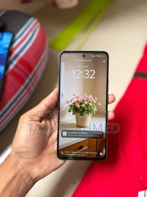 Vivo iQOO Z10x 128 GB Silver